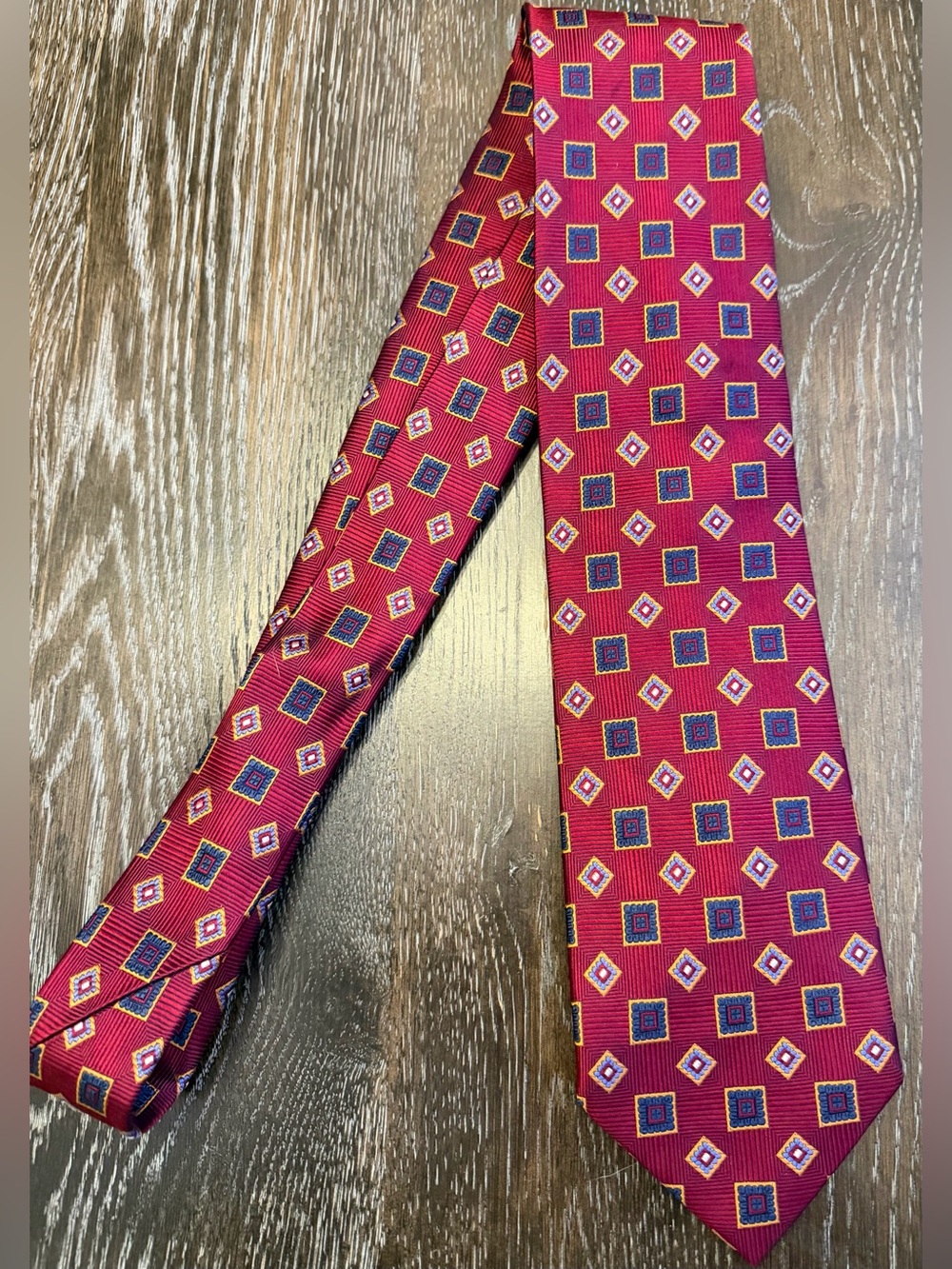Jos. A Bank Signature Collection Multicolor Geometric Print Men’s 100% Silk Tie